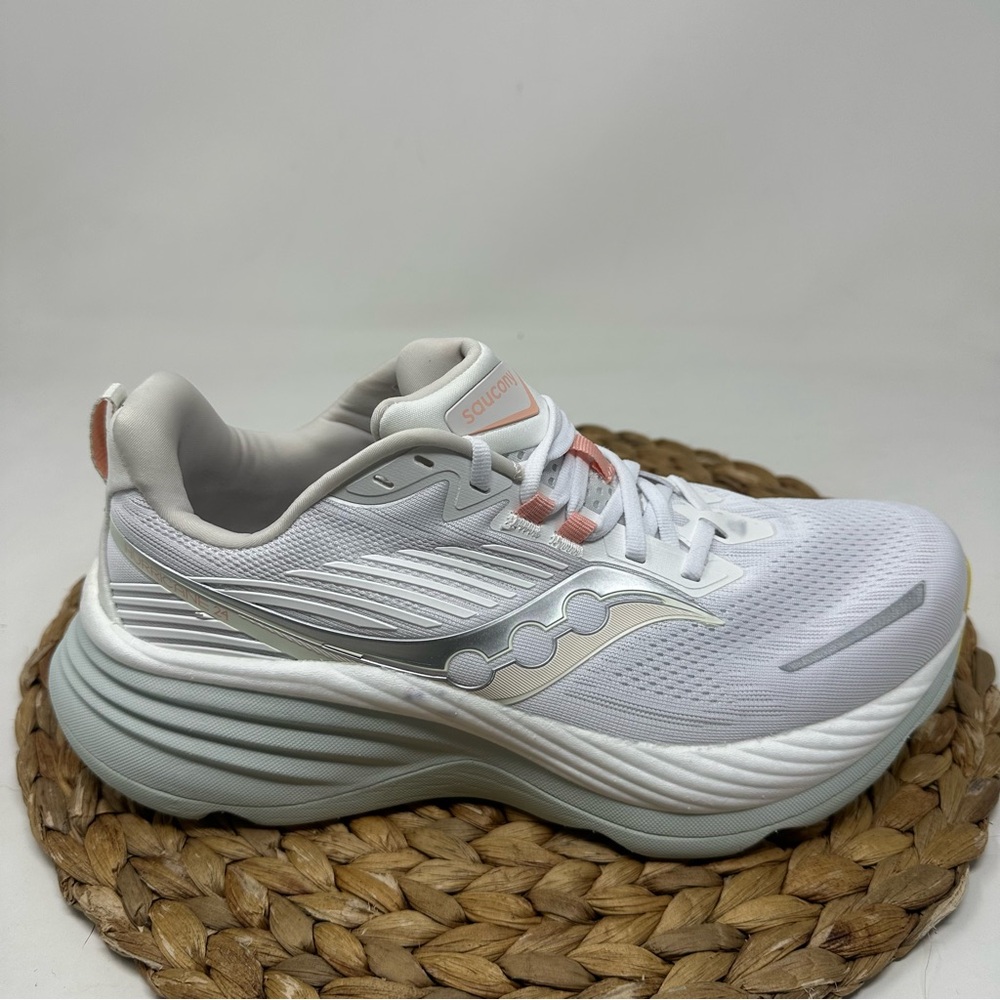 Saucony Hurricane 24 Road Running Shoes White Foam Size 9.5 WIDE Women's